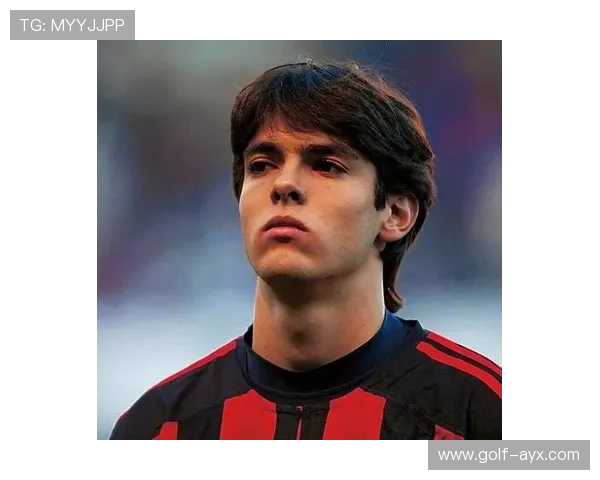 足球球星帅气男士头像图片展示，聚焦青春活力与竞技风采